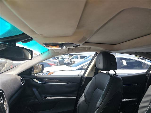 Used 2015 Maserati Ghibli RWD image 18