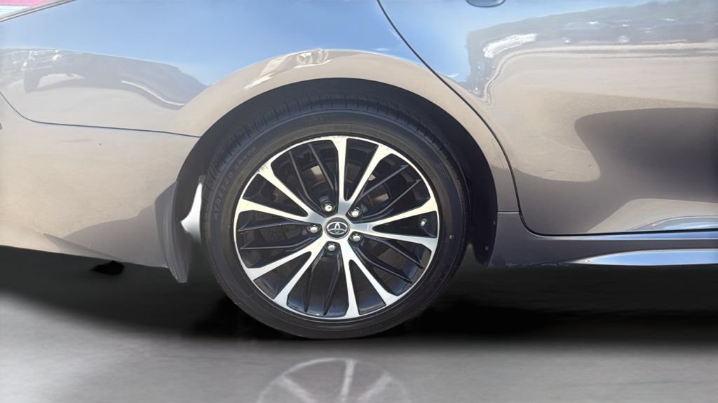 Used 2019 Toyota Camry SE FWD image 23
