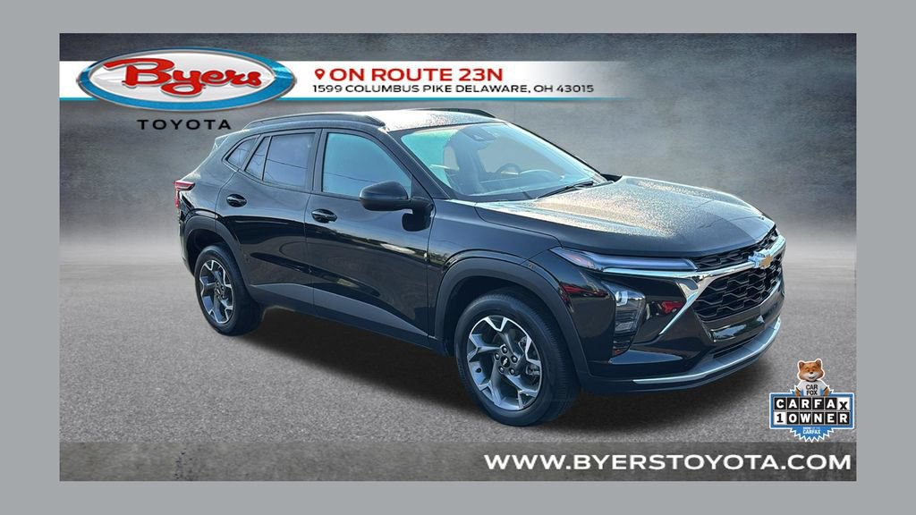 Used 2025 Chevrolet Trax LT