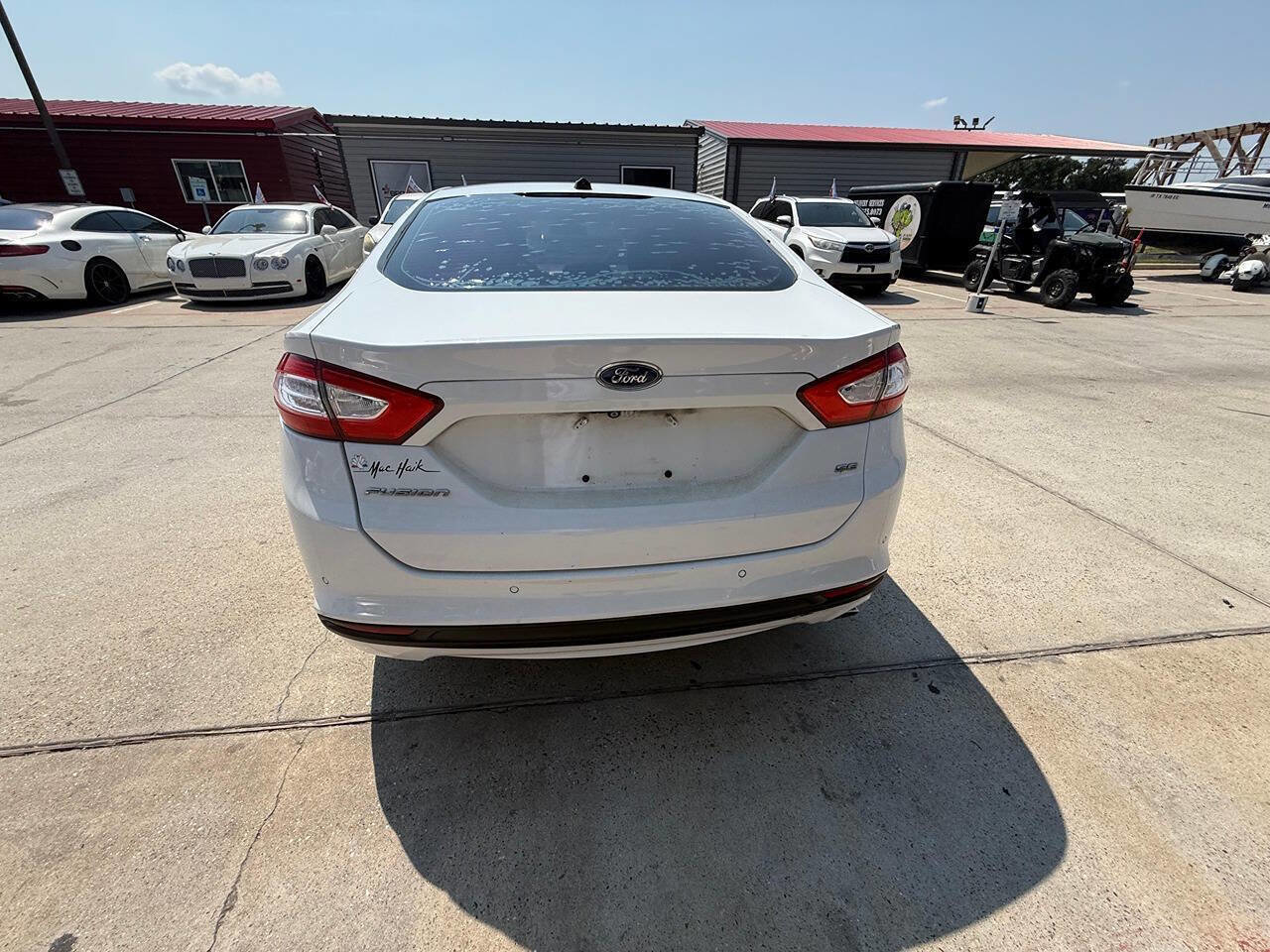 Used 2015 Ford Fusion SE image 30