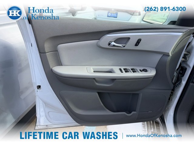 Used 2009 Chevrolet Traverse LT image 7