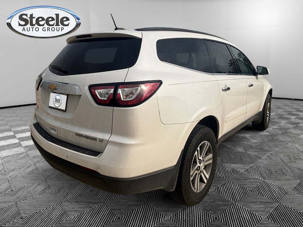 Used 2016 Chevrolet Traverse LT image 5