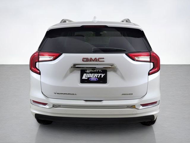 Used 2024 GMC Terrain Denali w/ LPO, Cargo Package image 4