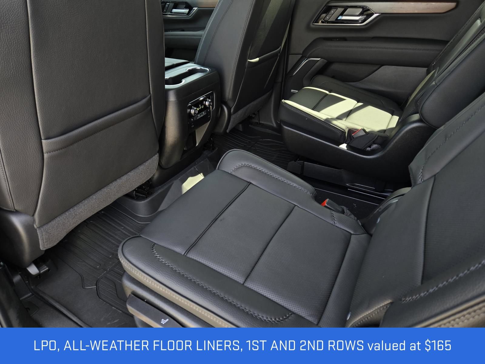 New 2026 GMC Yukon Denali w/ Sun & Power Step Package AWD/4WD image 7