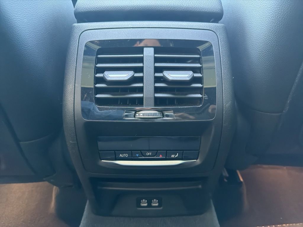 Used 2023 BMW X3 sDrive30i w/ Premium Package w/ZPA image 13