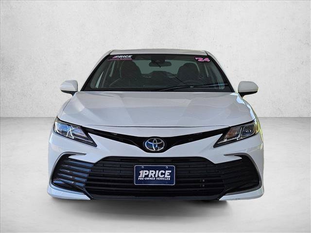 Used 2024 Toyota Camry LE FWD image 2