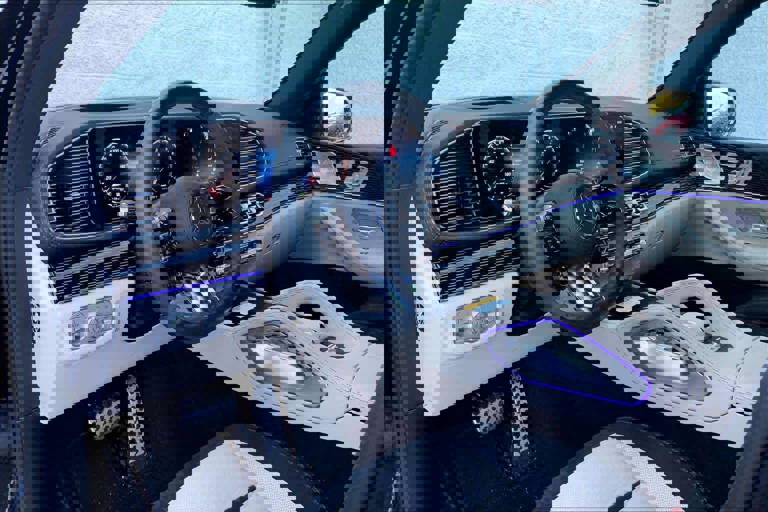 Used 2025 Mercedes-Benz GLE 53 AMG AMG GLE 53 image 16