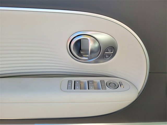 New 2026 Hyundai Ioniq 9 Limited image 16