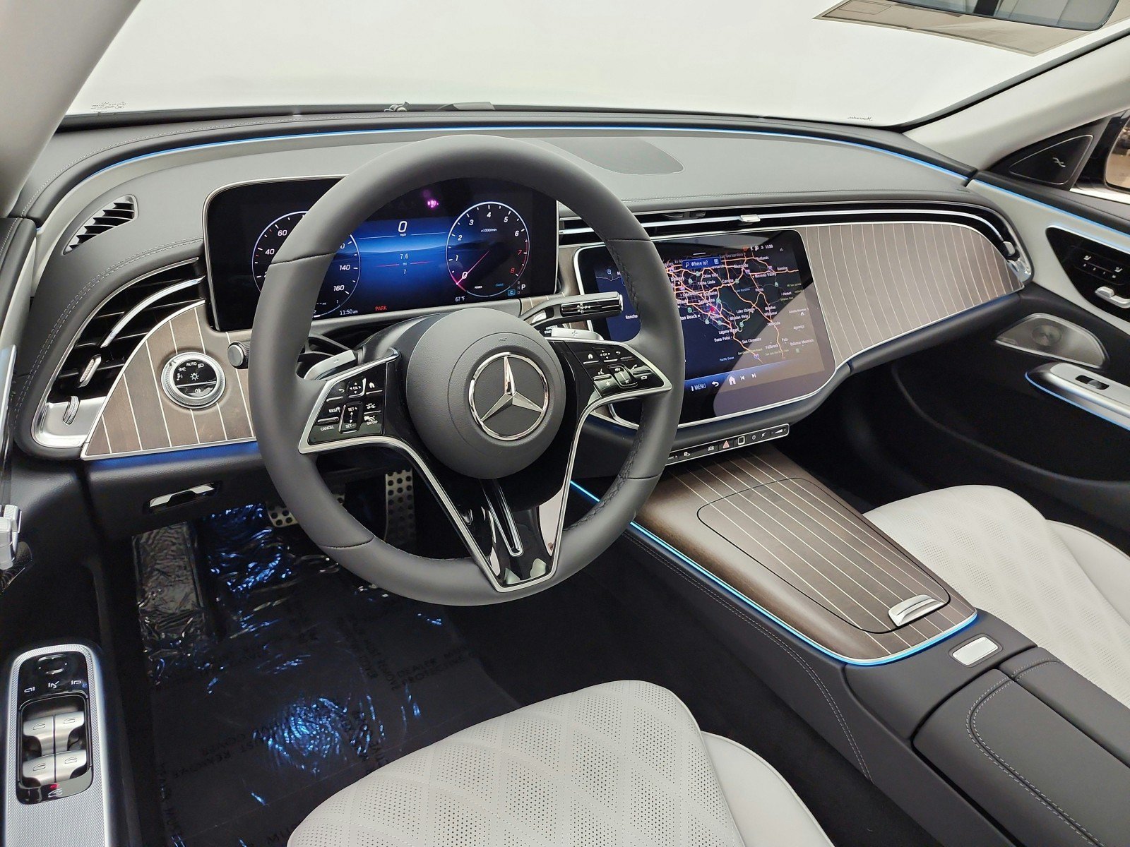New 2026 Mercedes-Benz E 450 4MATIC All-Terrain Wagon image 9