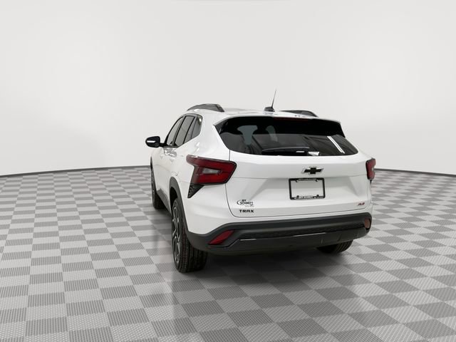 New 2026 Chevrolet Trax RS w/ Sunroof Package image 8
