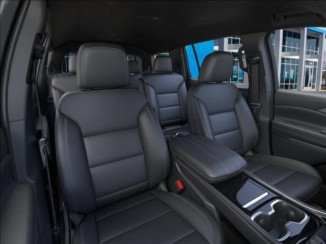 New 2027 Chevrolet Traverse LT w/ Midnight/Sport Edition FWD image 16