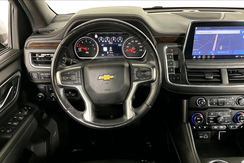 Used 2021 Chevrolet Tahoe Premier w/ Premium Package image 5