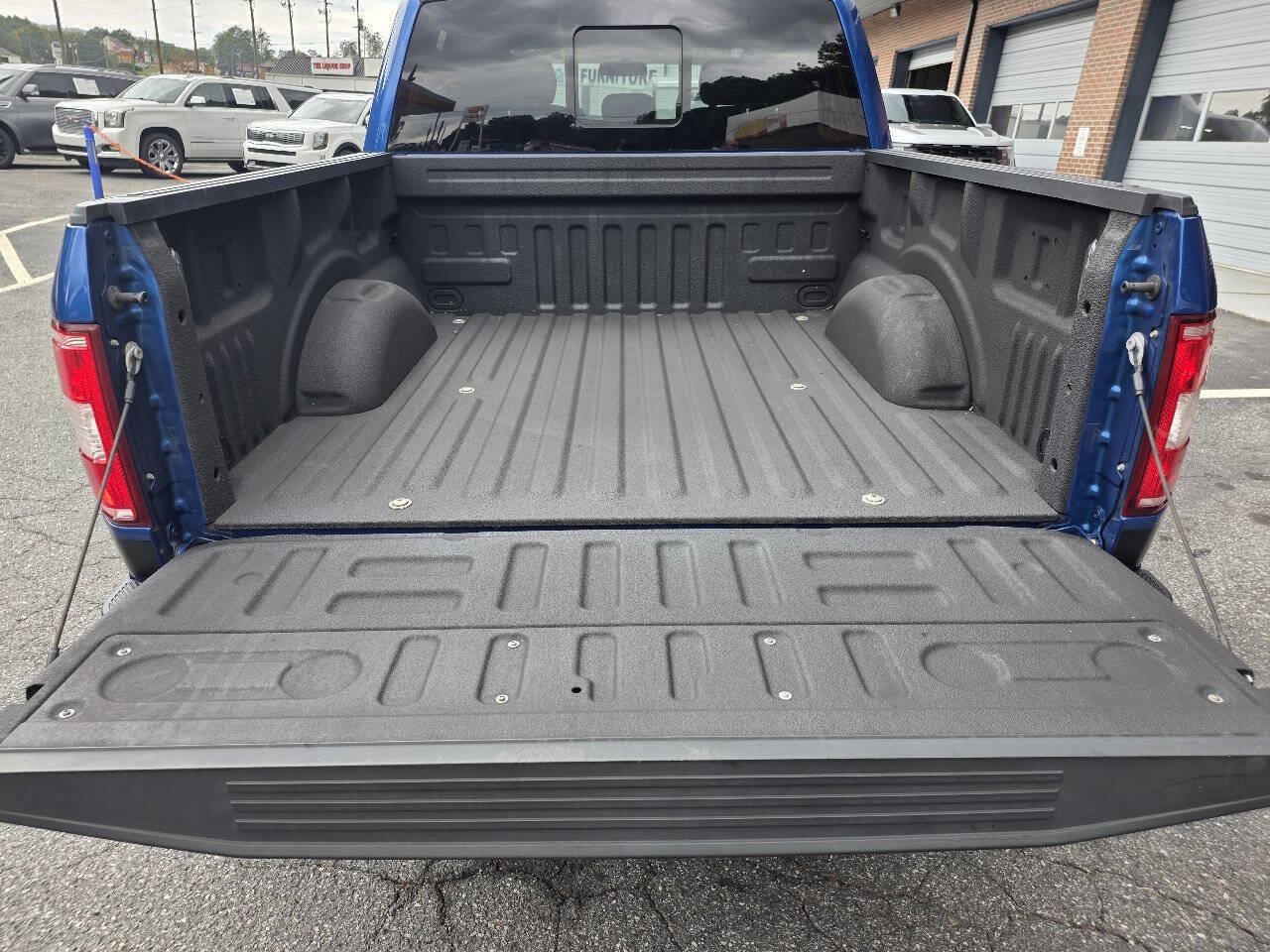 Used 2018 Ford F150 XLT w/ Equipment Group 302A Luxury AWD/4WD image 20