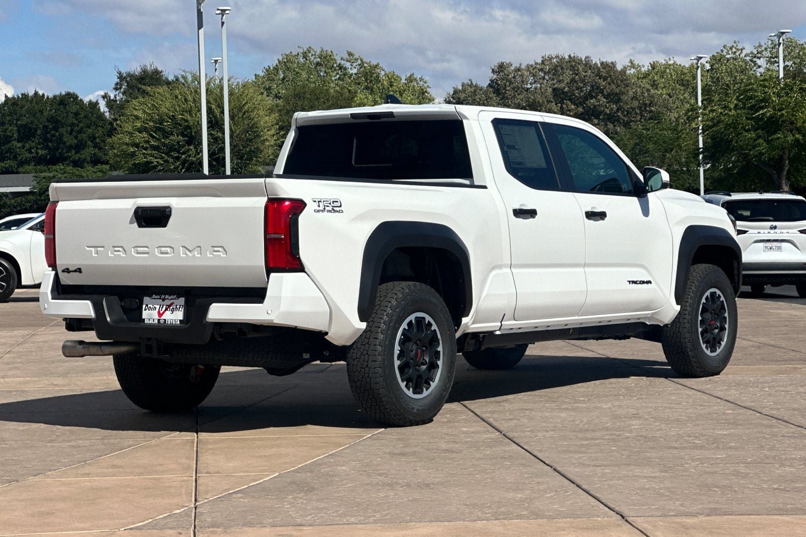 New 2026 Toyota Tacoma TRD Off-Road w/ TRD Off Road Upgrade Package AWD/4WD image 4