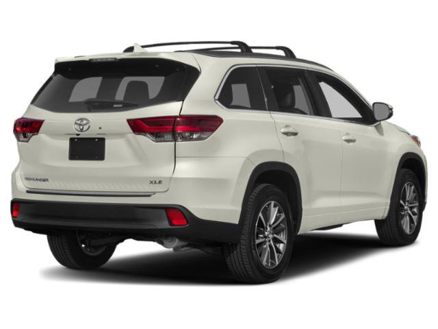 Used 2019 Toyota Highlander XLE AWD/4WD image 2