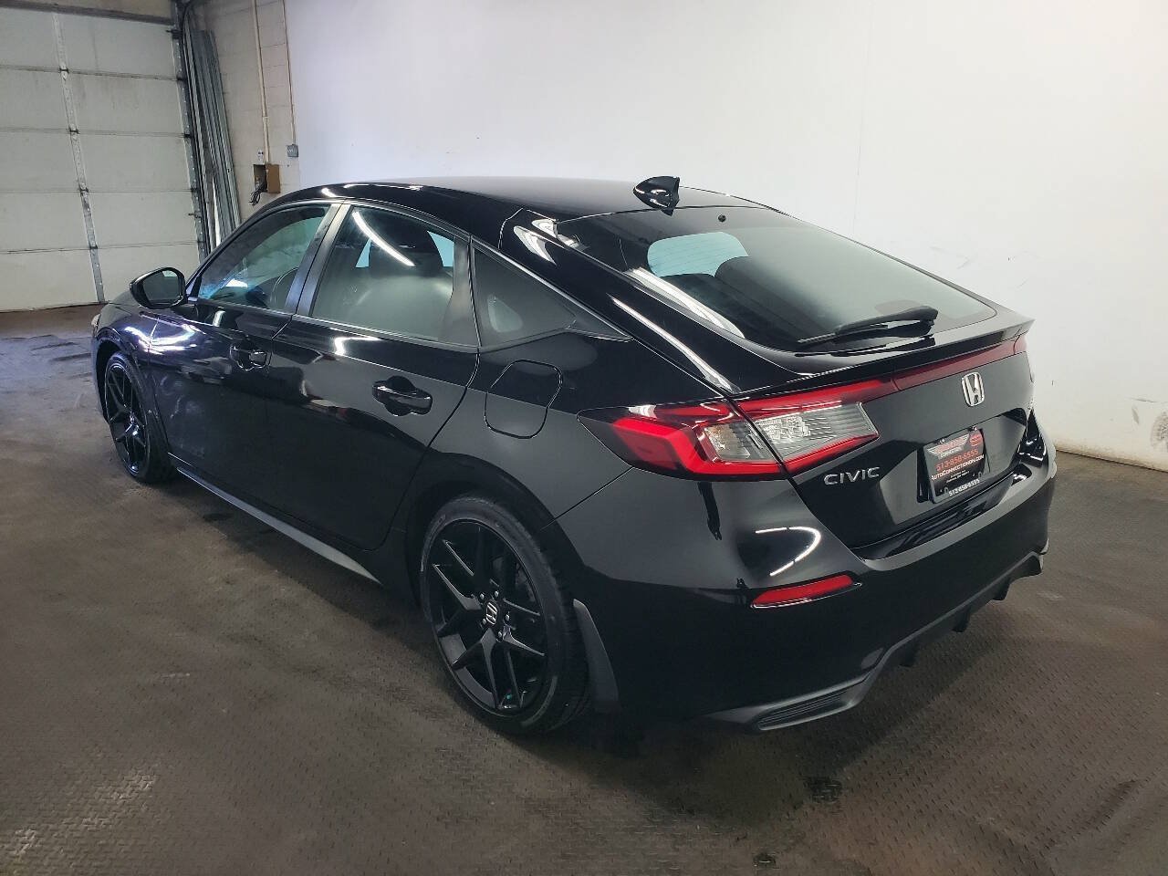 Used 2023 Honda Civic Sport image 5