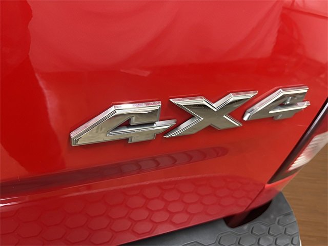 Used 2021 RAM 1500 Classic SLT image 43