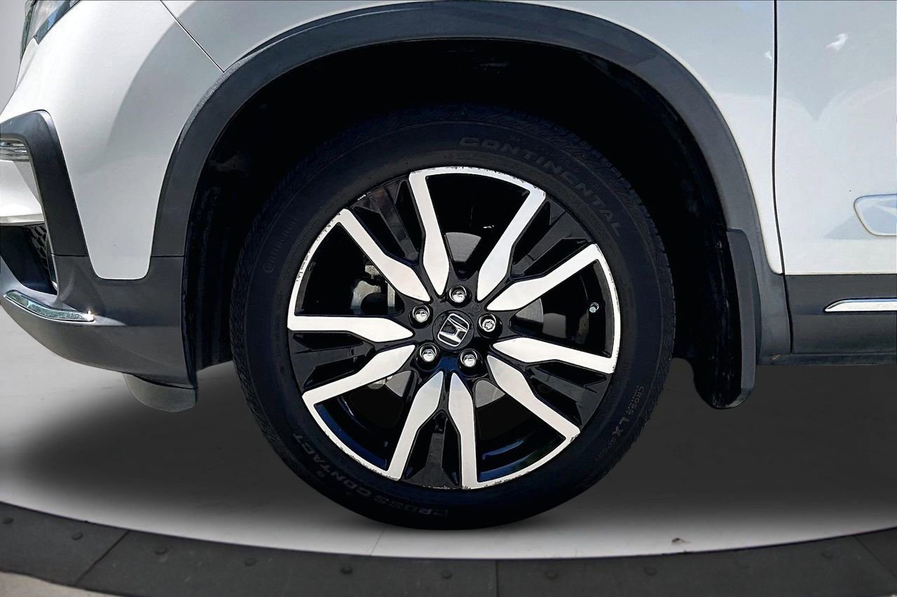 Used 2020 Honda Pilot Touring image 35