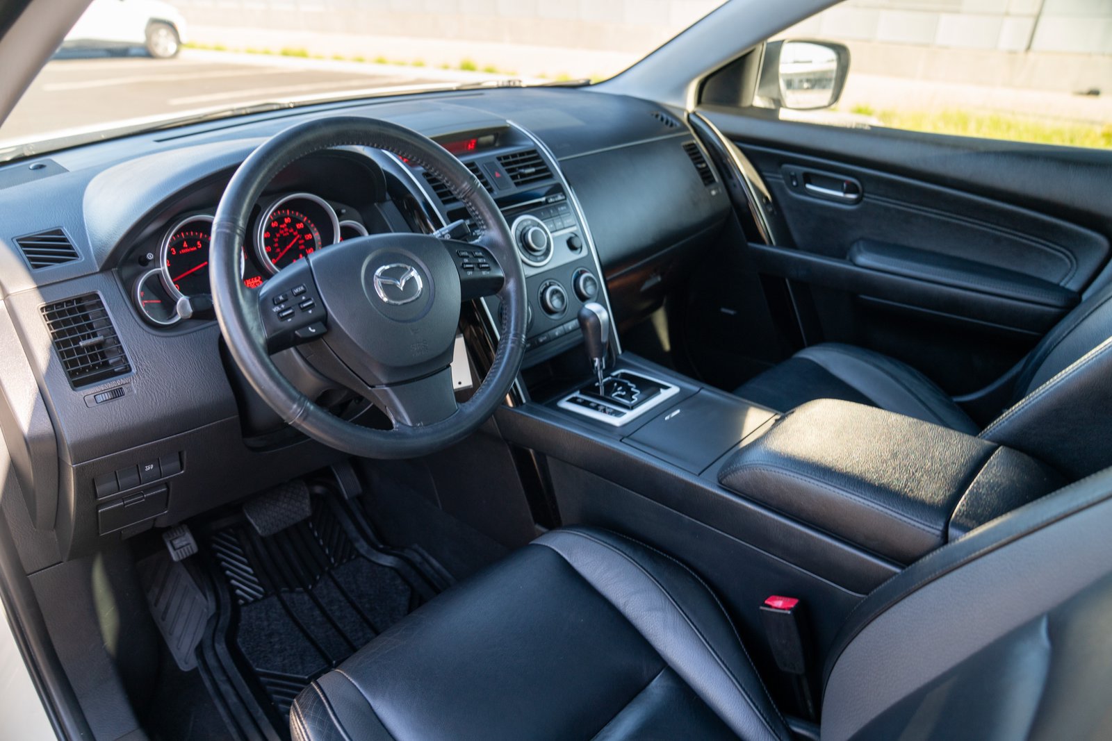 Used 2008 MAZDA CX-9 Touring w/ Moonroof & Bose Audio Pkg FWD image 4