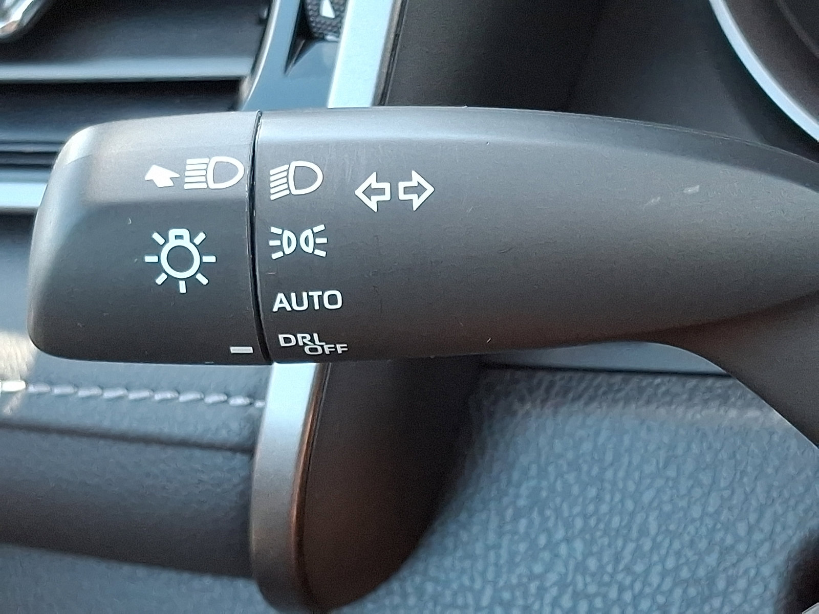 Used 2022 Toyota Camry SE AWD/4WD image 26