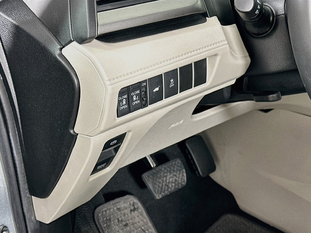 Certified 2025 Honda Odyssey EX-L image 10
