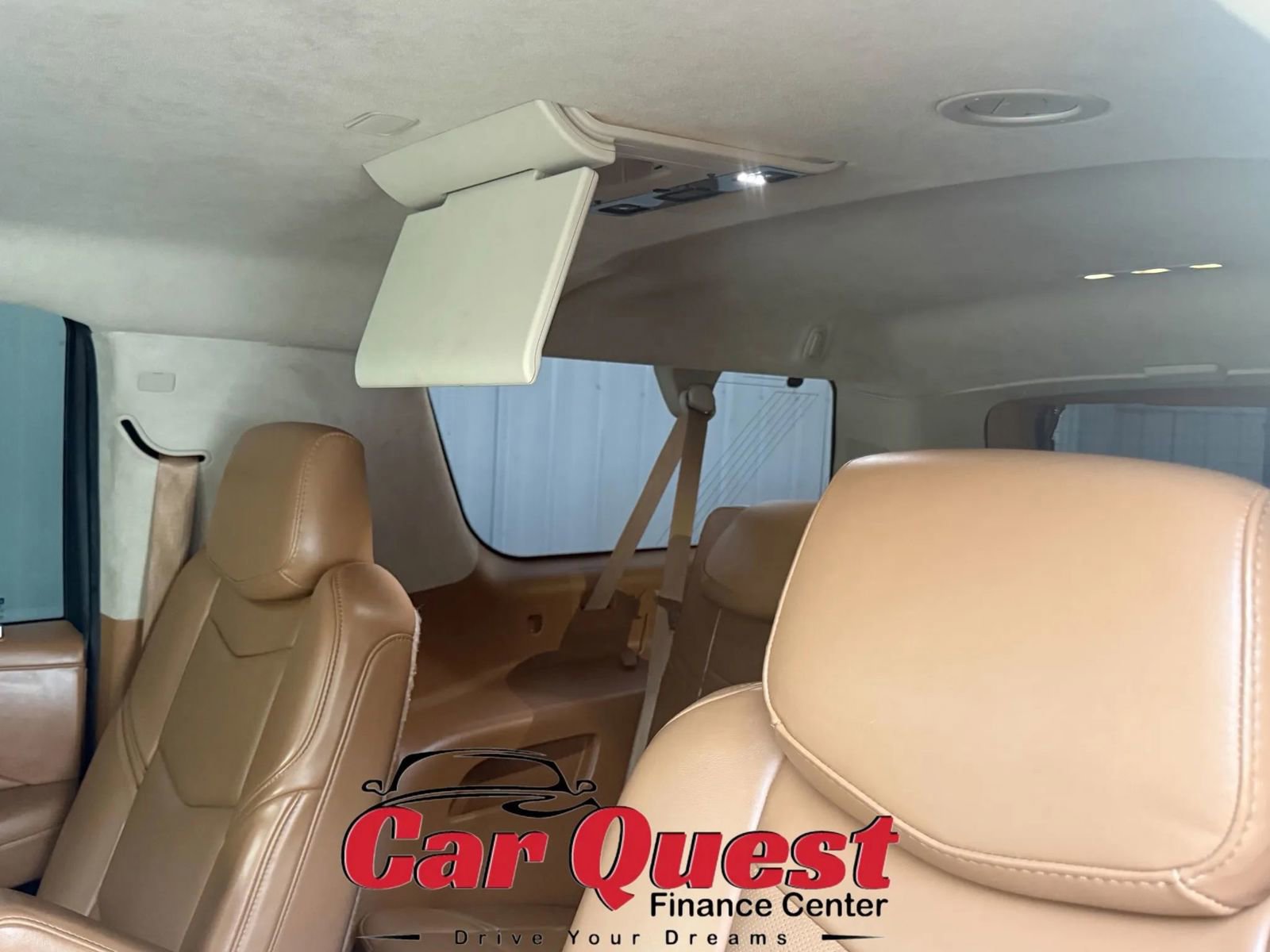 Used 2015 Cadillac Escalade ESV Platinum AWD/4WD image 16