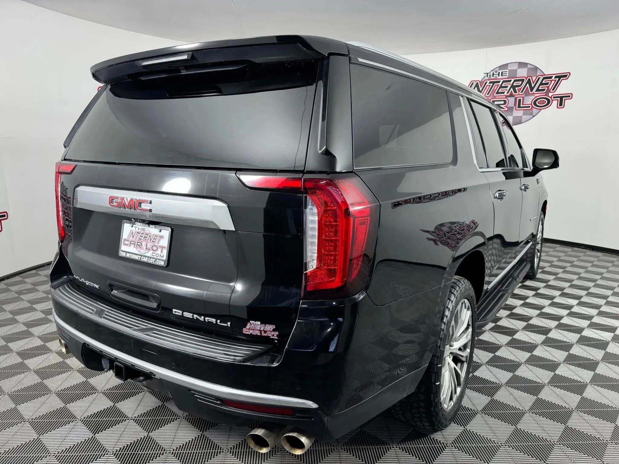 Used 2021 GMC Yukon XL Denali w/ Advanced Technology Package image 7