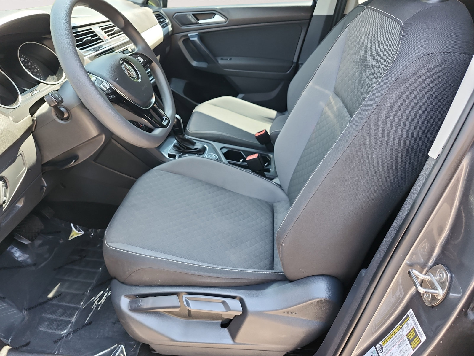 Used 2021 Volkswagen Tiguan S AWD/4WD image 10