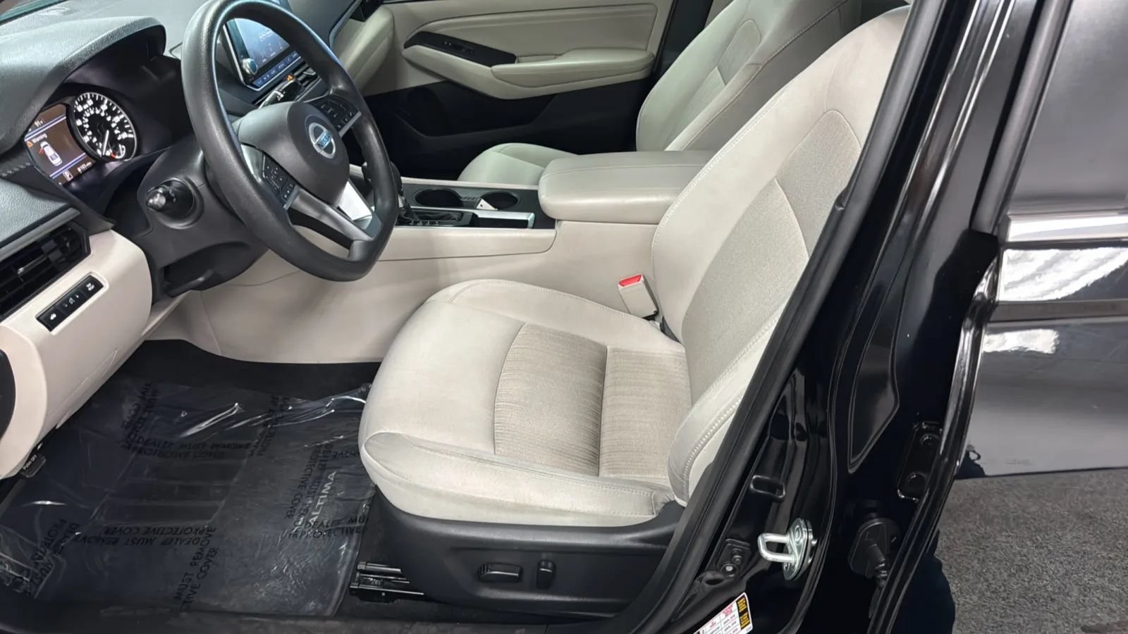 Used 2020 Nissan Altima 2.5 S FWD image 24