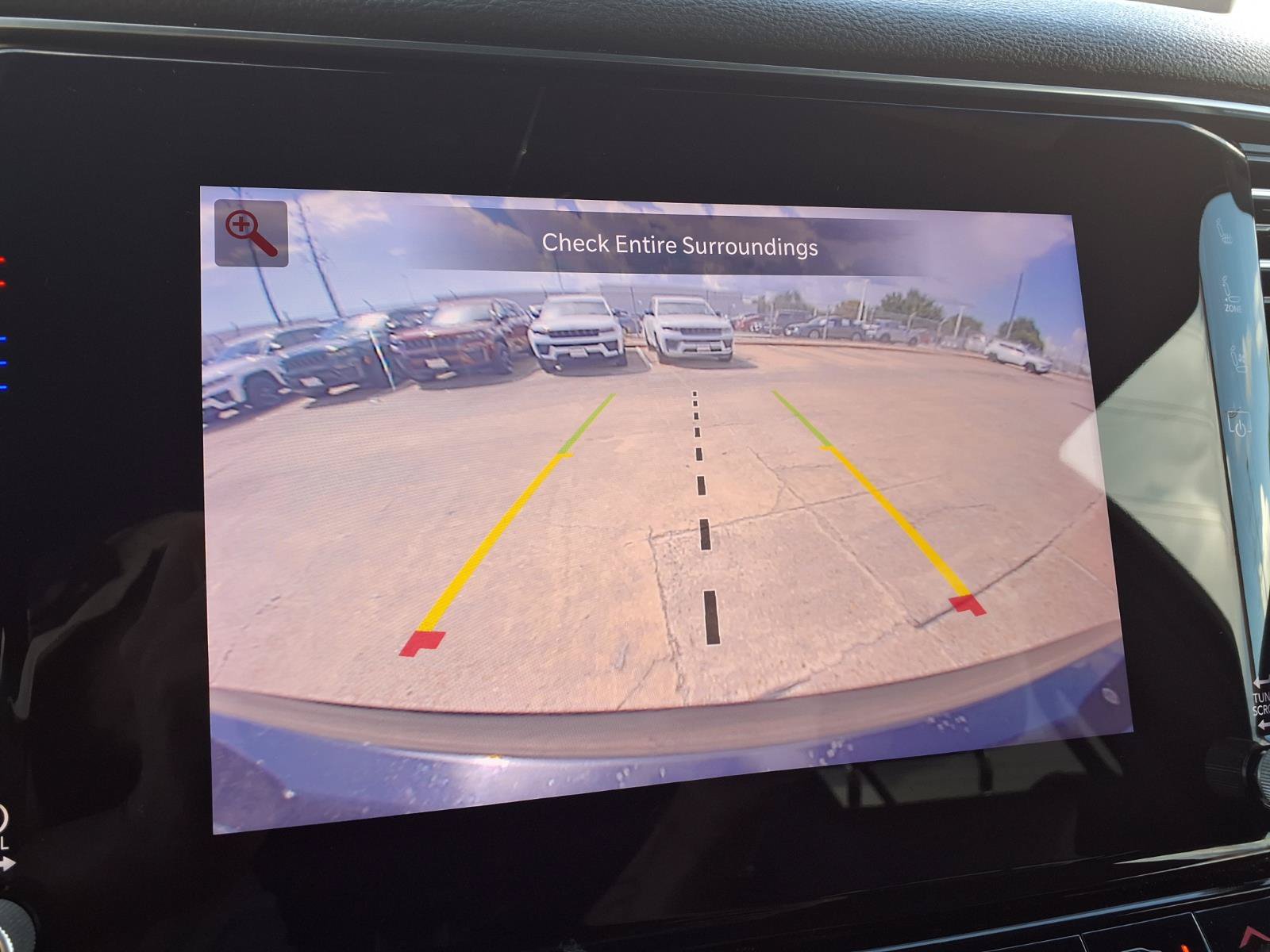 Used 2024 Jeep Wagoneer L Series II w/ Flexible Seating Group RWD image 6