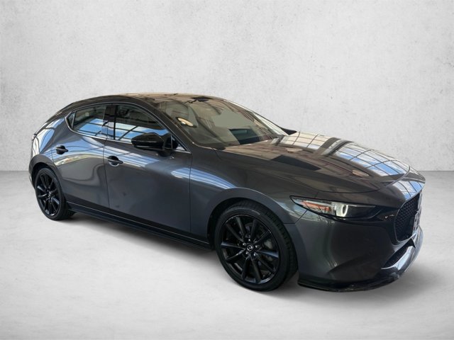 Used 2021 MAZDA MAZDA3 Hatchback w/Premium Plus Pkg AWD/4WD image 3