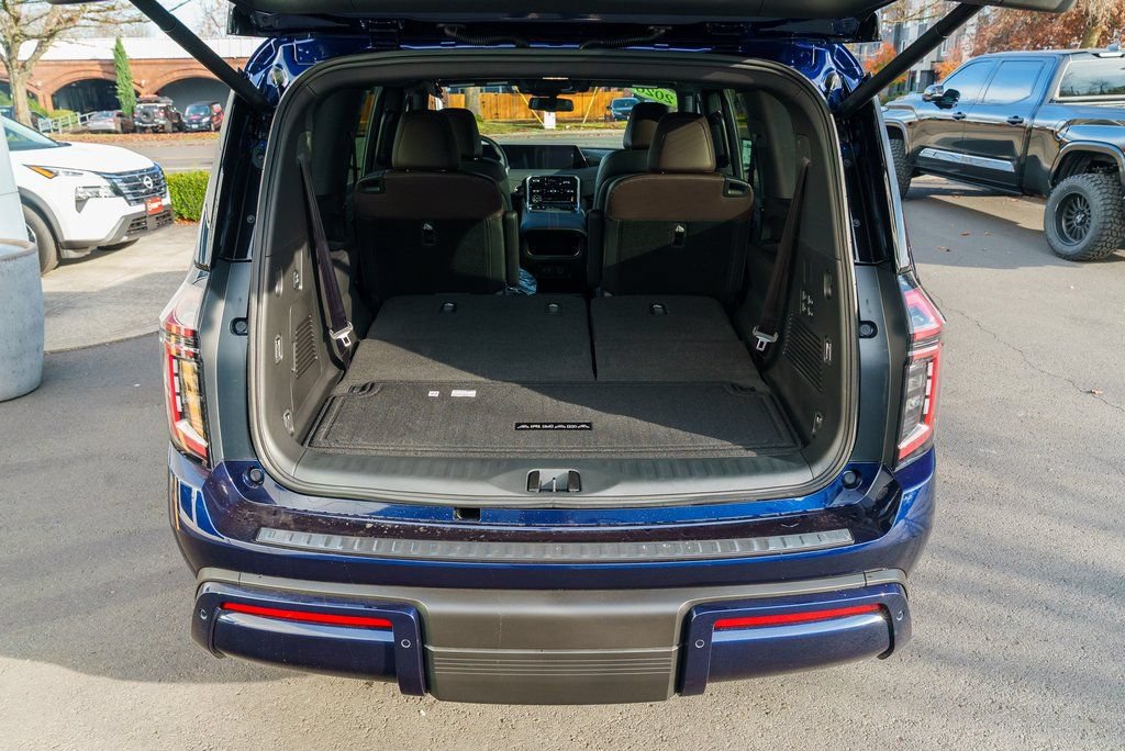 New 2026 Nissan Armada SL w/ Captain's Chari Seat Package AWD/4WD image 7