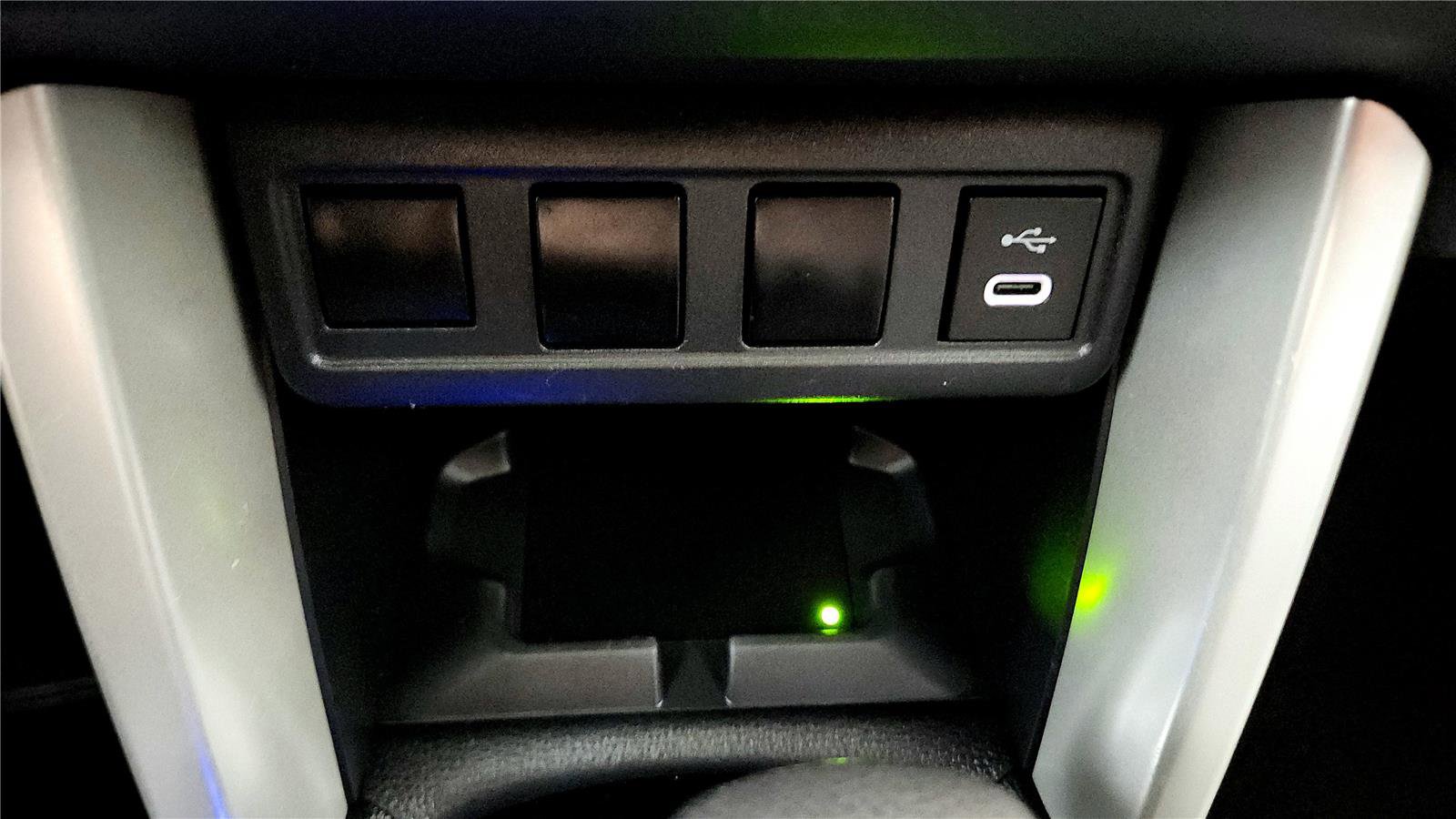 Certified 2024 Toyota Corolla Cross SE w/ Moonroof Package image 35