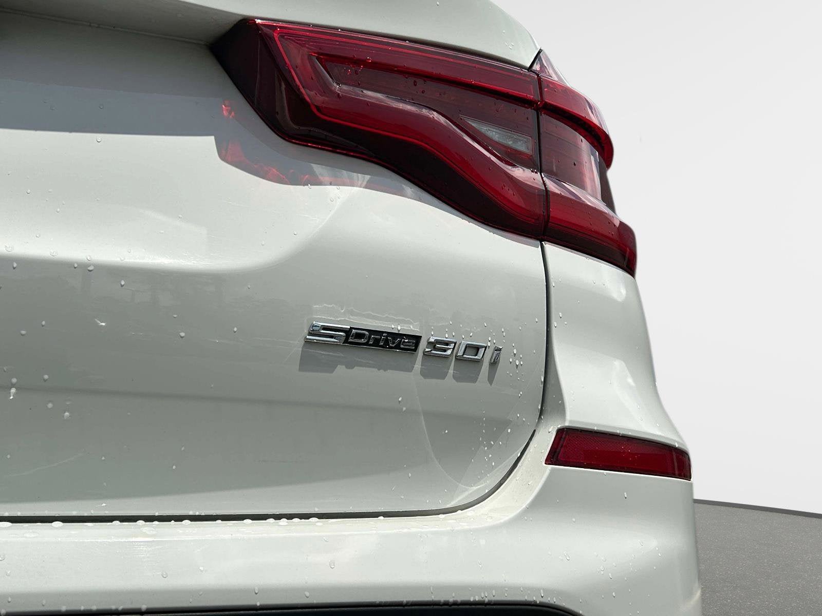 Used 2021 BMW X3 sDrive30i w/ Convenience Package (ZC2) RWD image 13