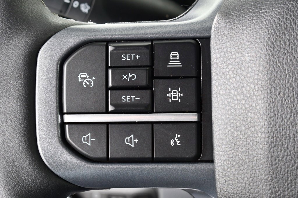 New 2026 Ford F350 Lariat w/ Black Appearance Package image 34