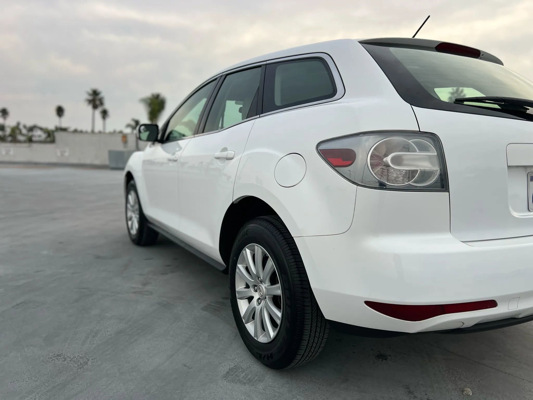 Used 2011 MAZDA CX-7 i SV image 6