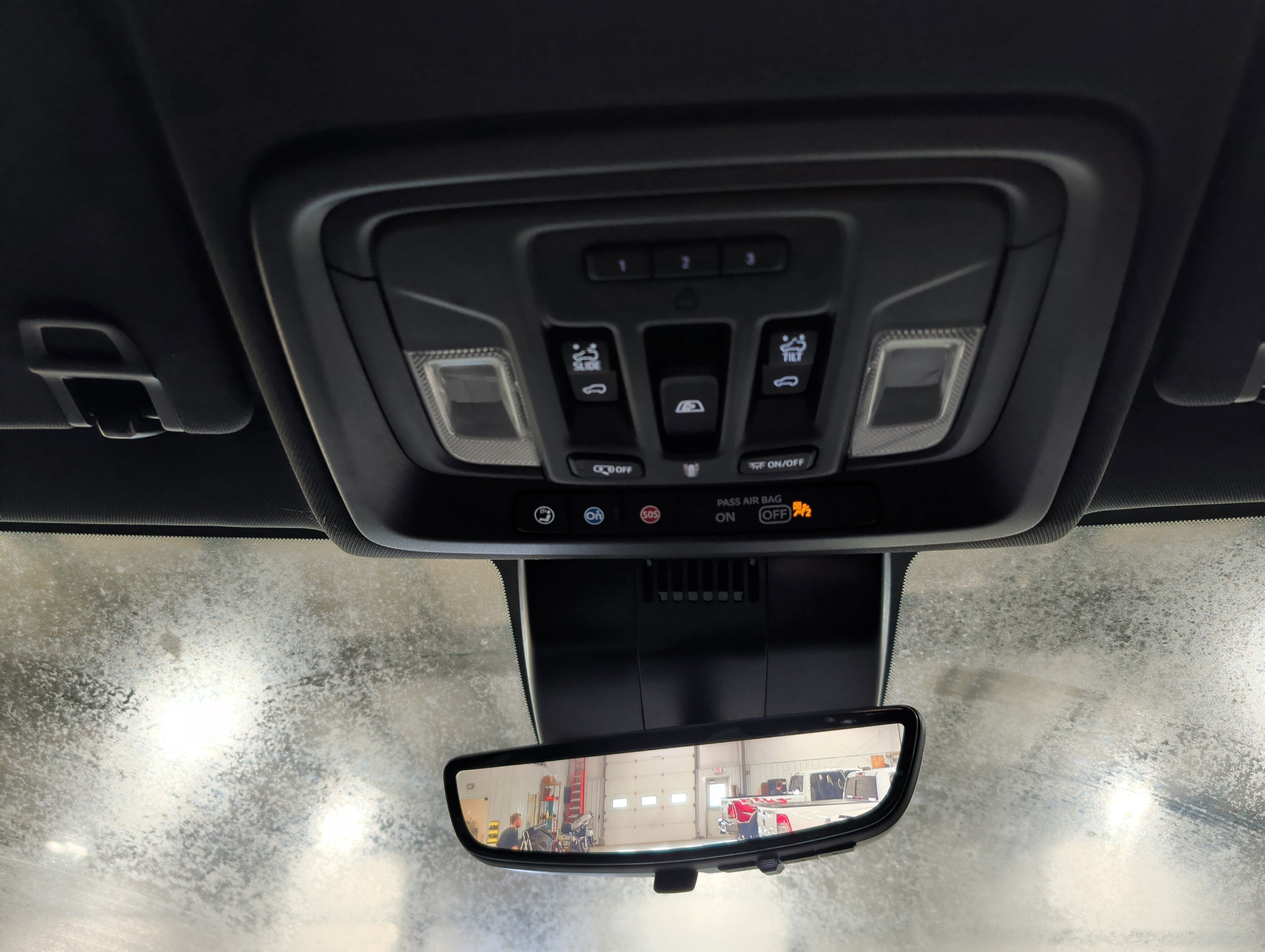 Used 2024 Chevrolet Silverado 3500 High Country w/ High Country Premium Package image 11