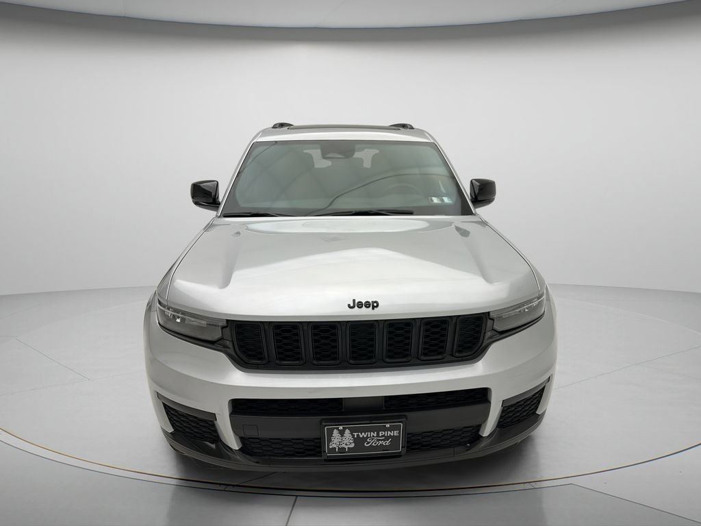 Used 2023 Jeep Grand Cherokee L Laredo AWD/4WD image 2