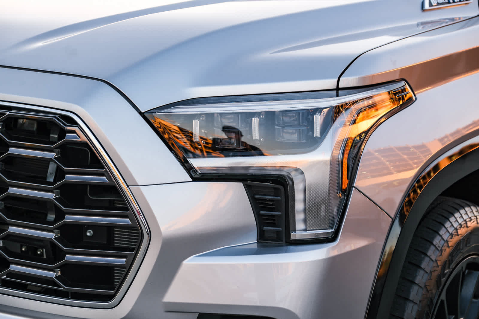 Certified 2025 Toyota Sequoia Platinum w/ TRD Off-Road Package AWD/4WD image 12