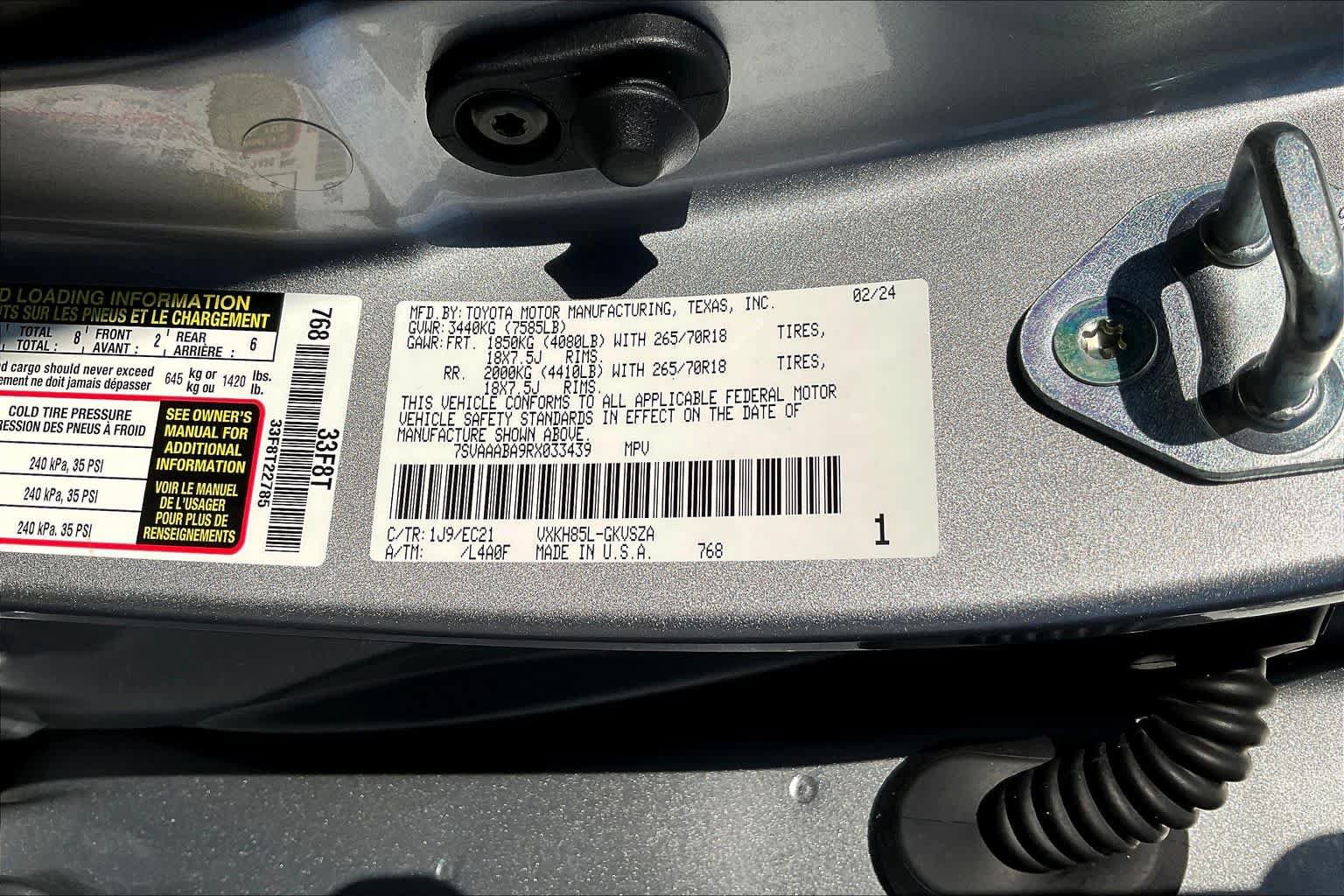 Used 2024 Toyota Sequoia SR5 w/ SR5 Premium Package AWD/4WD image 34