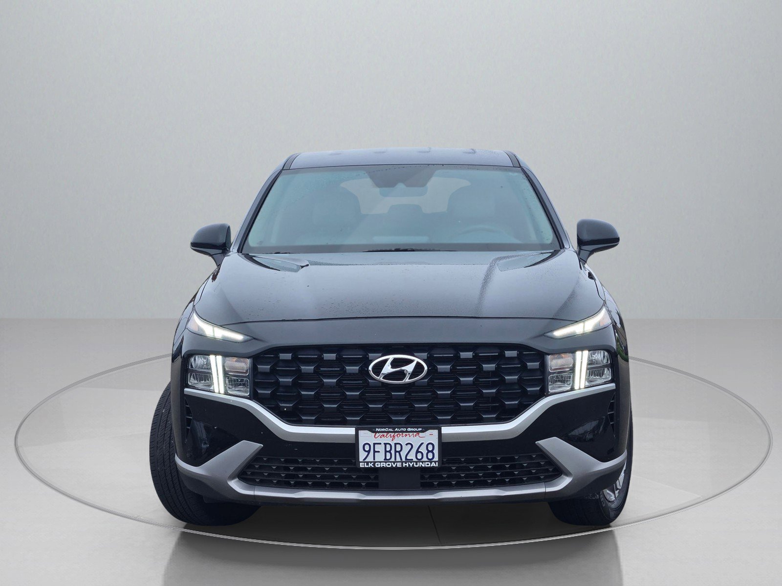 Certified 2023 Hyundai Santa Fe SE image 2