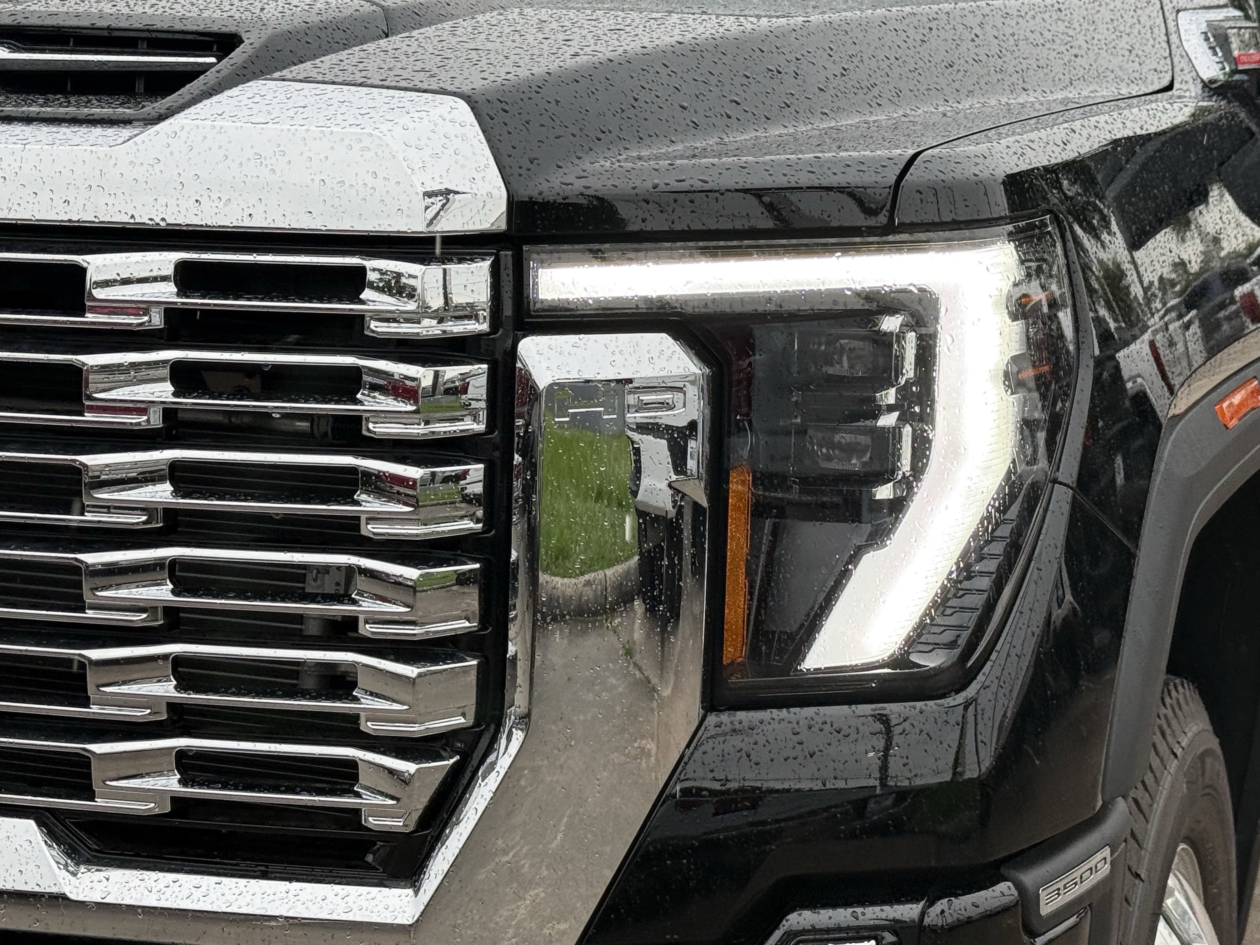 New 2026 GMC Sierra 3500 Denali w/ Denali Reserve Package AWD/4WD image 8