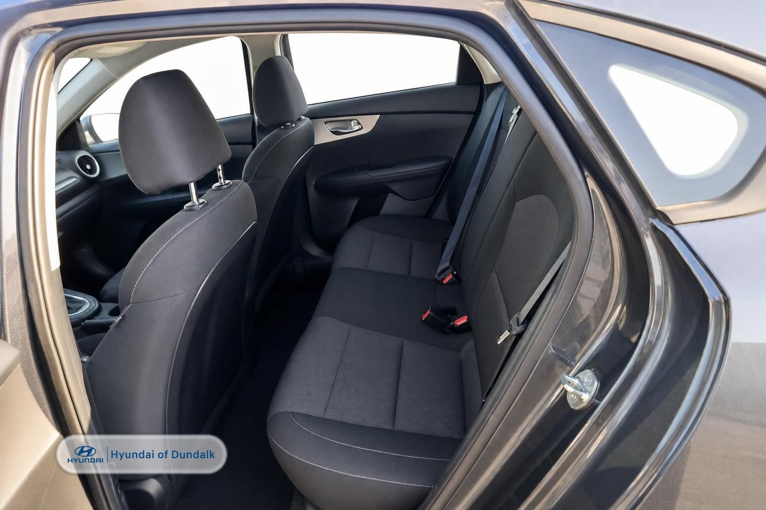 Used 2023 Kia Forte LXS FWD image 9