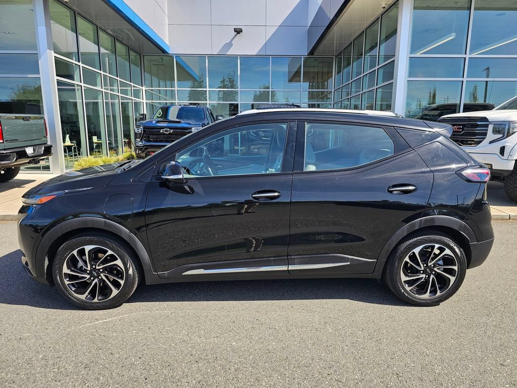 Used 2022 Chevrolet Bolt EUV Premier FWD image 2