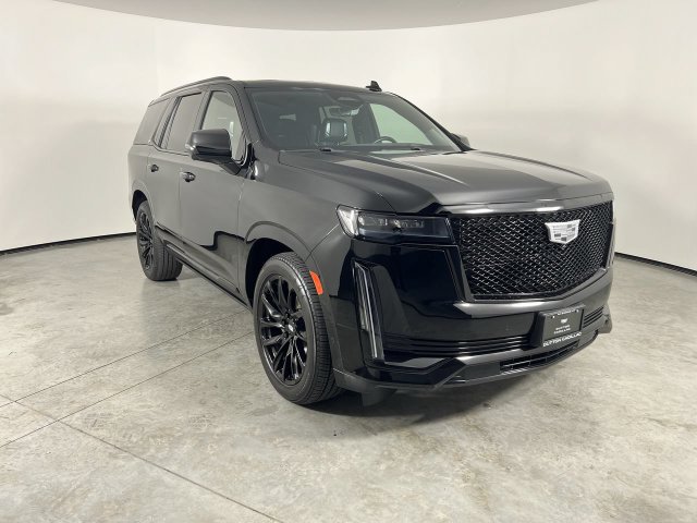 Certified 2024 Cadillac Escalade Sport Platinum w/ LPO, ONYX Package AWD/4WD image 2