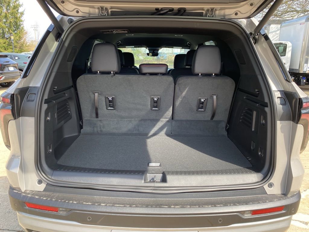 New 2026 Chevrolet Traverse Z71 w/ Enhanced Driving Package AWD/4WD image 15