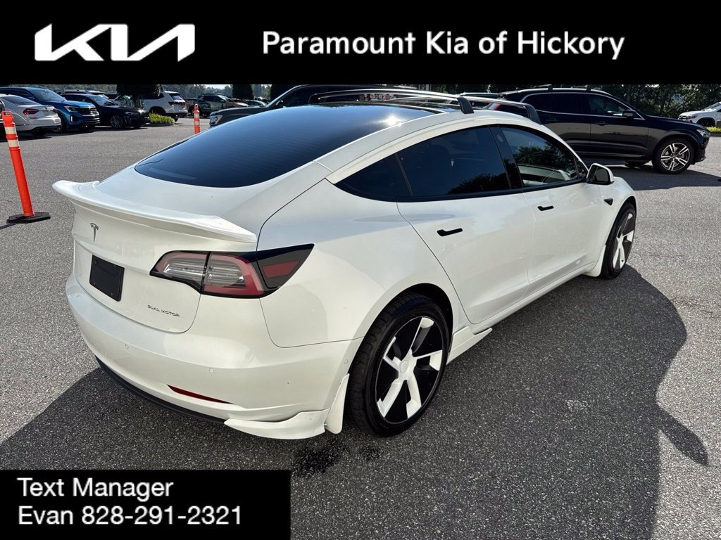 Used 2022 Tesla Model 3 Long Range AWD/4WD image 7