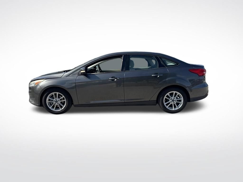 Used 2015 Ford Focus SE w/ Reverse Sensing Package FWD image 8