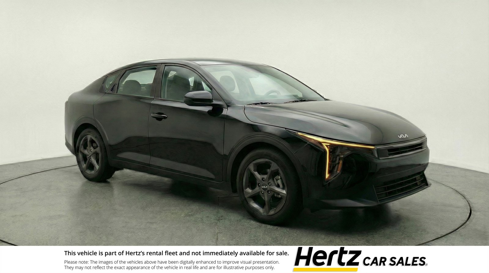 Used 2025 Kia K4 LXS image 1