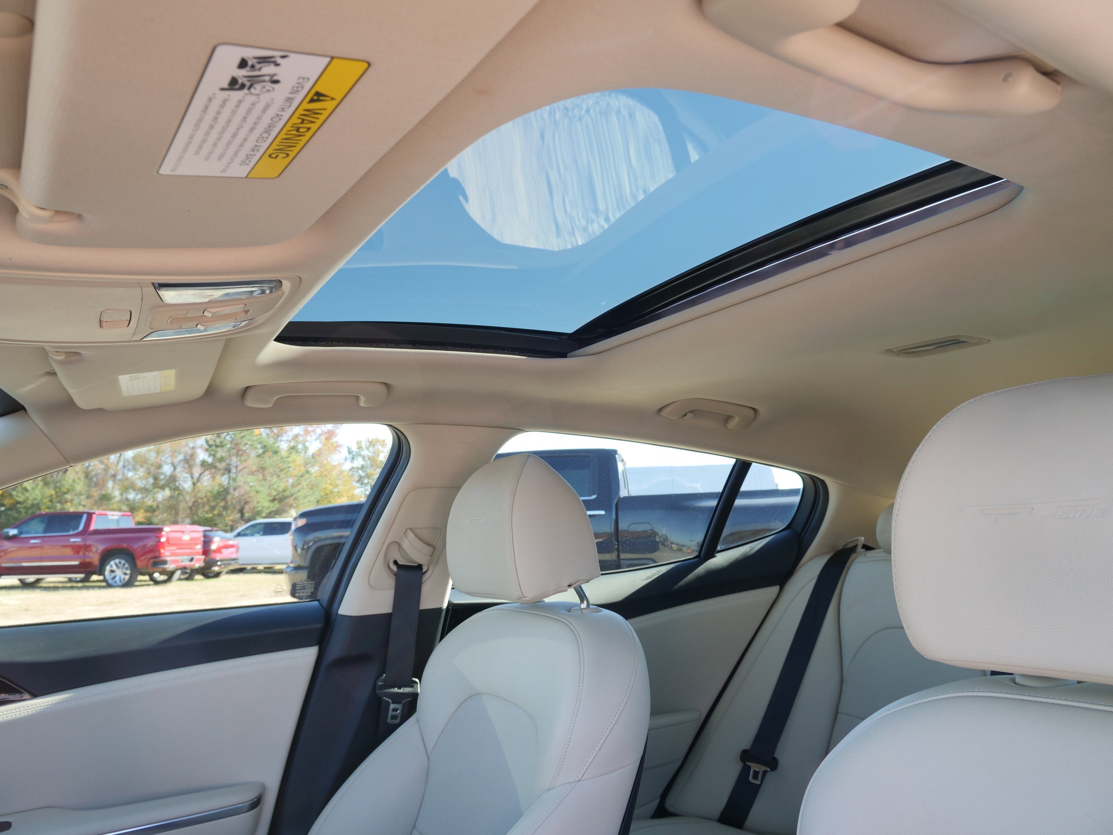 Used 2022 Kia Stinger GT-Line w/ Sun & Sound Package image 29